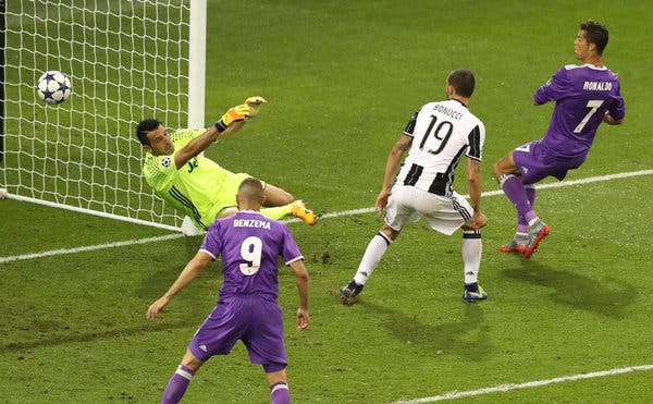 Ronaldo ghi 2 bàn giúp Real Madrid thắng Juventus